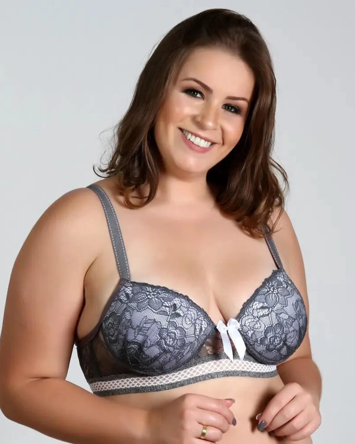 Lingerie Plus Size: 5 Dicas para Encontrar o Sutiã Perfeito