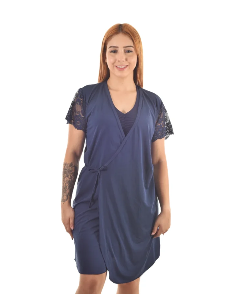 Robe em Microfibra e Renda — Elegância Pura