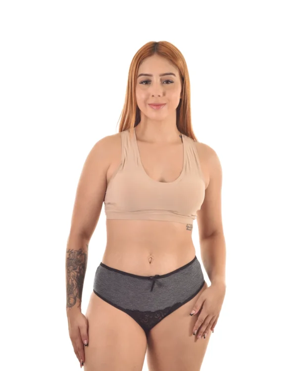Tangão Coton Listrado com Detalhe em Renda — Conforto e Charme — foto 3