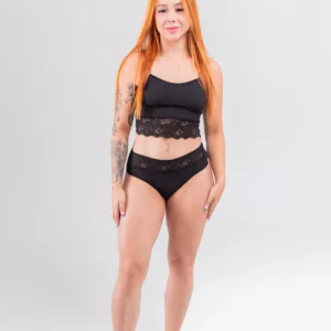Conjunto sem bojo em suede canelado e detalhe em renda